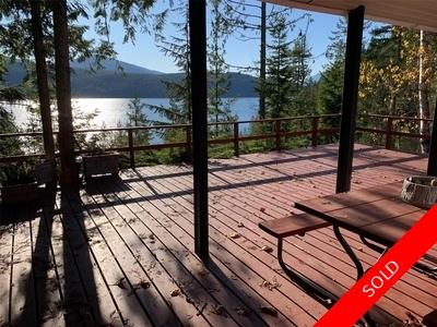 Shuswap / Revelstoke Cabin for sale:  2 bedroom 773 sq.ft. (Listed 2023-04-27)