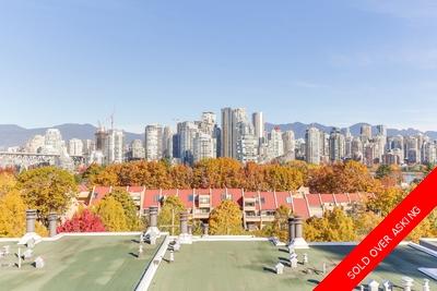 Fairview Slopes Townhouse for sale: False Creek Terrace 2 bedroom  Stainless Steel Appliances, Granite Countertop 1,122 sq.ft. (Listed 2017-10-19)